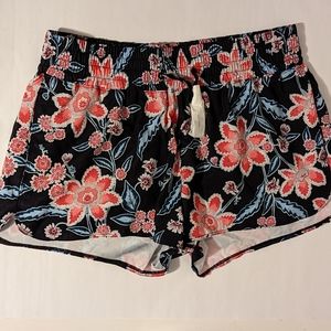 Old Navy Women's Mid-Rise Board Shorts 2.75- inch inseam Size M